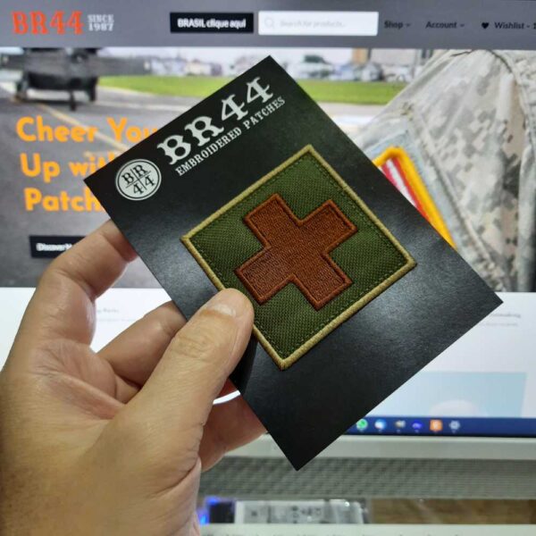 M0049T03 Cruz Vermelha Patch Bordado Termo Adesivo Costura - Imagem 3