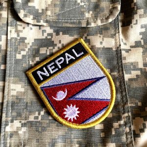 BP0041EV01 Bandeira Nepal Patch Bordada Fecho Contato Gancho