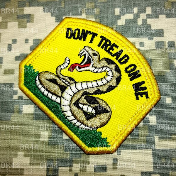 M0149T 01 Não Pise Em Mim Patch Bordado Termoadesivo Costura - Imagem 2