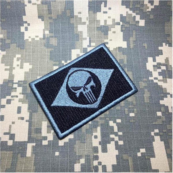EML117T Caveira Deus Julgará Bordada Termo Adesivo Costura - Imagem 2