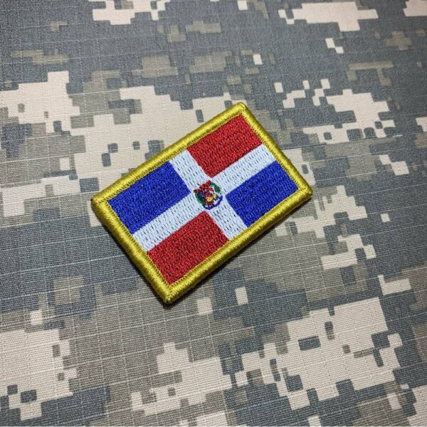 BP0145V11 Bandeira República Dominicana Bordado Fecho Contato - Imagem 2