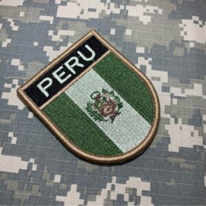 BP0028EV03 Bandeira Peru Patch Bordado Fecho Contato