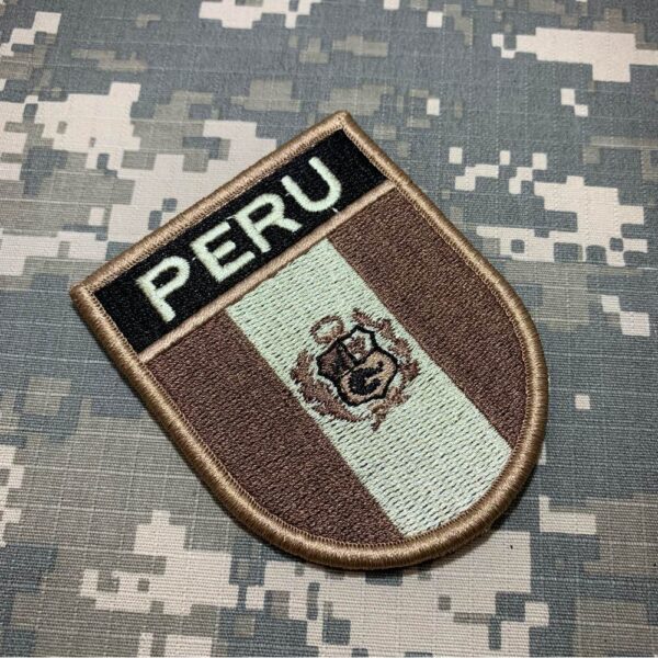 BP0028EV04 Bandeira Peru Patch Bordado Fecho Contato - Imagem 3