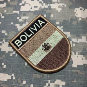 BP0029EV04 Bandeira Bolívia Patch Bordado Fecho Contato