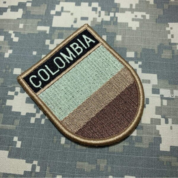 BP0049EV04 Bandeira Colômbia Patch Bordado Fecho Contato - Imagem 2