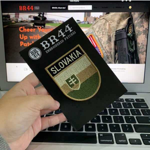 BP0197ET03 Bandeira Eslováquia Patch Bordado Termo Adesivo - Imagem 3