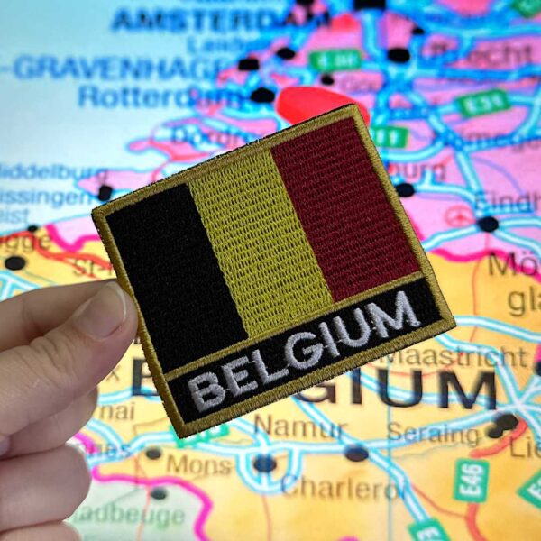 BP0215N-001 Bandeira Bélgica Patch Bordado 7,5x6,3cm - Imagem 2