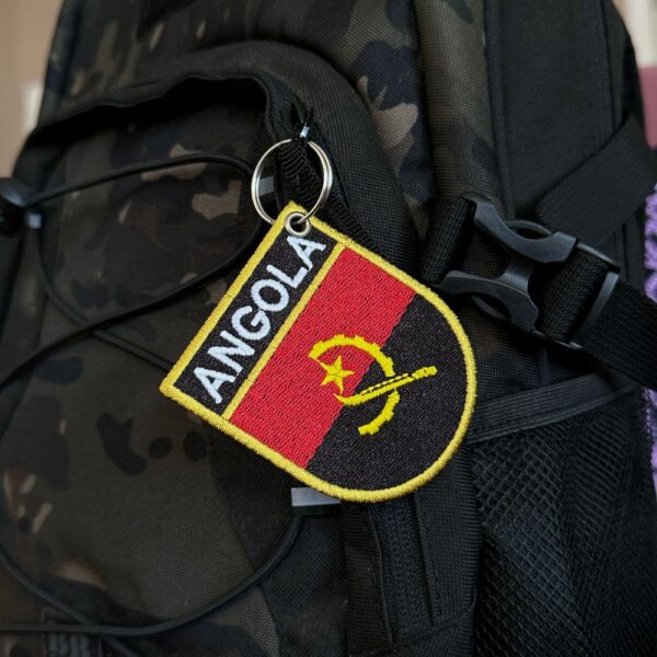 BP0089E-001 Bandeira Angola Patch Bordado 6,8x8,0cm - Imagem 3