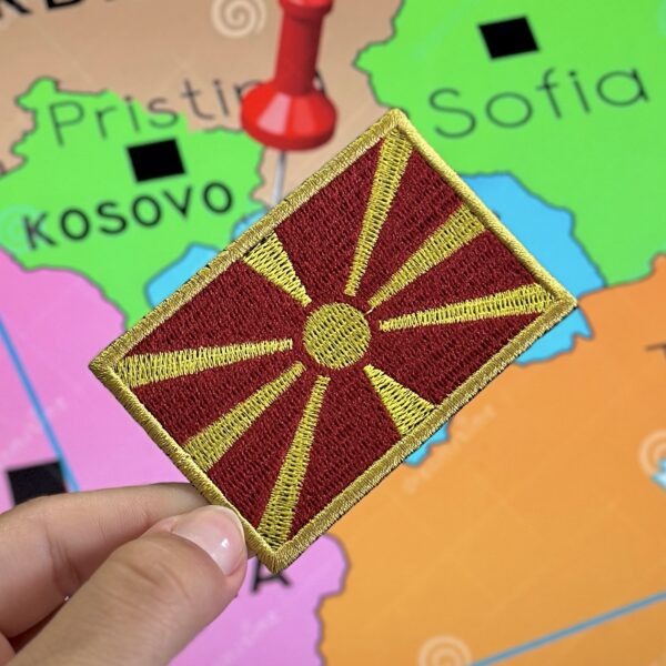 BP0417-001 Bandeira Macêdonia do Norte Patch Bordado 7,5x5,0cm - Imagem 4