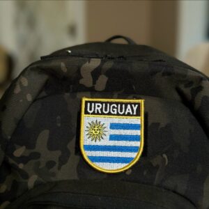 BP0023E-011 Bandeira Uruguai Patch Bordado 5,7×6,8cm