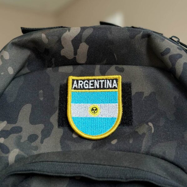 BP0032E-011 Bandeira Argentina Patch Bordado 5,7x6,8cm - Imagem 2