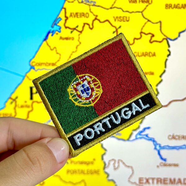 BP0071N-011 Bandeira Portugal Patch Bordado 5,7x4,8cm - Imagem 3