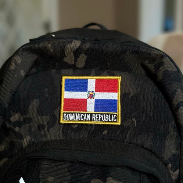 BP0145N-001 Bandeira Republica Dominicana Patch Bordado 7,5x6,3cm - Imagem 2