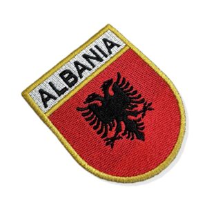 BP0221E-001 Bandeira Albania Patch Bordado 6,8×8,0cm