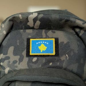 BP0433-011 Bandeira Kosovo Patch Bordado 5,7×3,8cm