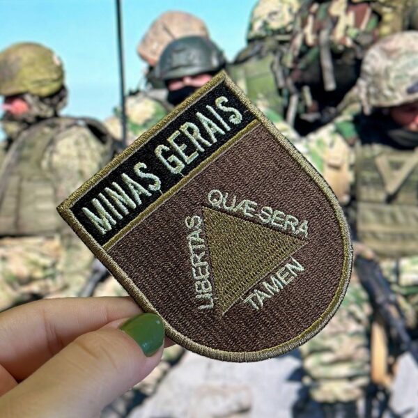 BE0048E-004 Bandeira Minas Gerais Patch Bordado 6,8x8,0cm - Imagem 3