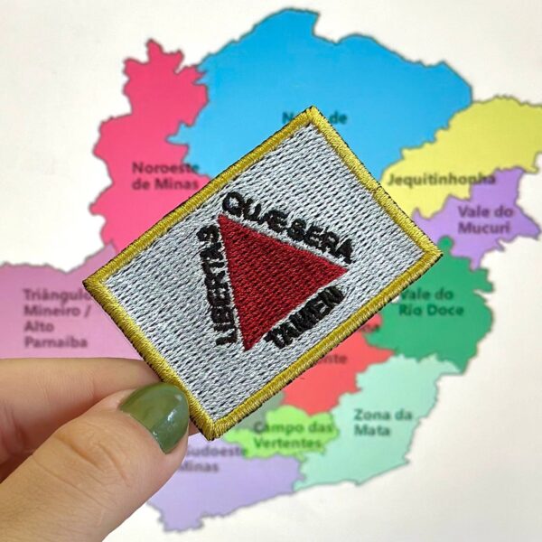 BE0048-011 Bandeira Minas Gerais Patch Bordado 5,7x3,8cm - Imagem 3