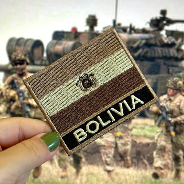 BP0029N-004 Bandeira Bolívia Patch Bordado 7,5x6,3cm - Imagem 3