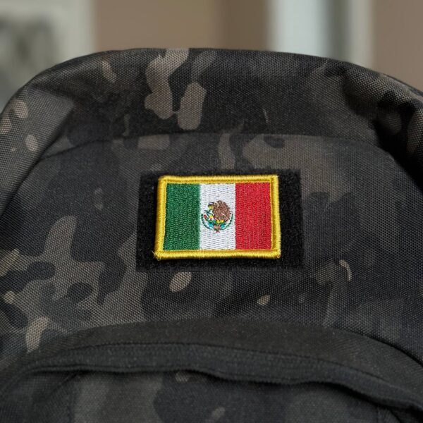 BP0050-011 Bandeira México Patch Bordado 5,7x3,8cm - Imagem 2