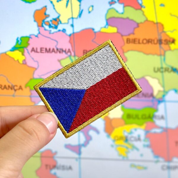 BP0085-011 Bandeira República Tcheca Patch Bordado 5,7x3,8cm - Imagem 4
