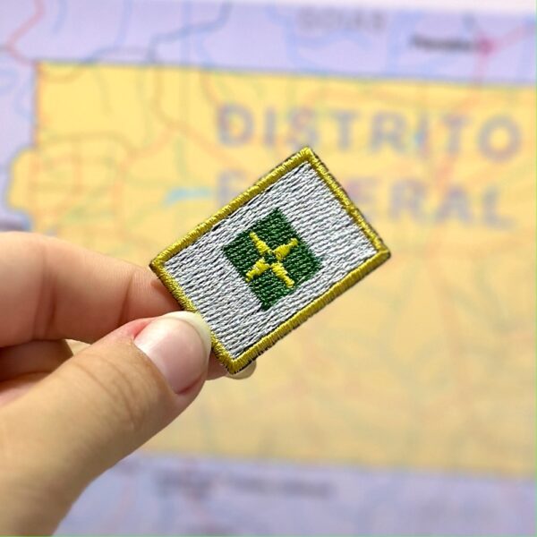 BE0154-031 Bandeira Distrito Patch Bordado 3,8x2,5cm - Imagem 5