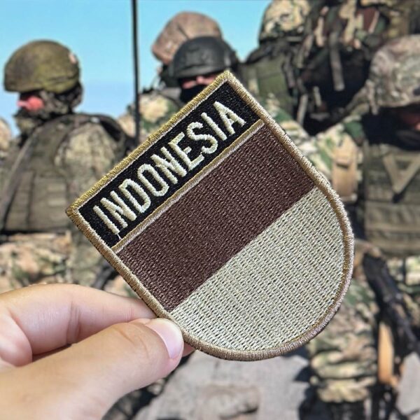 BP0419E-004 Bandeira Indonésia Patch Bordado 6,8x8cm - Imagem 2