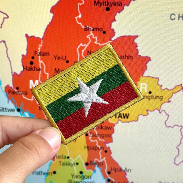 BP0412-011 Bandeira Mianmar Patch Bordado 5,7x3,8cm - Imagem 2