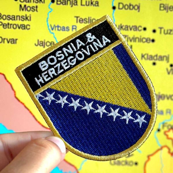 BP0438E-001 Bandeira Bósnia Herzegovina Patch Bordado 6,8x8,0 - Imagem 2