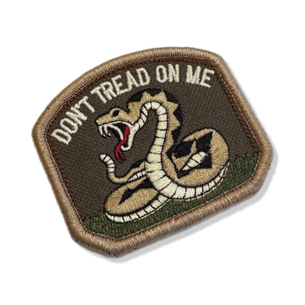 M0149-004 Don't Tread On Me Patch Bordado 7x6cm - Imagem 3