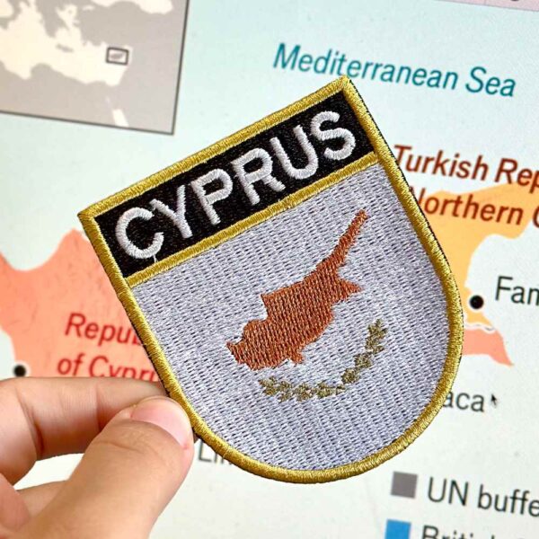 BP0439E-001 Bandeira Chipre Patch Bordado 6,8x8 - Imagem 3