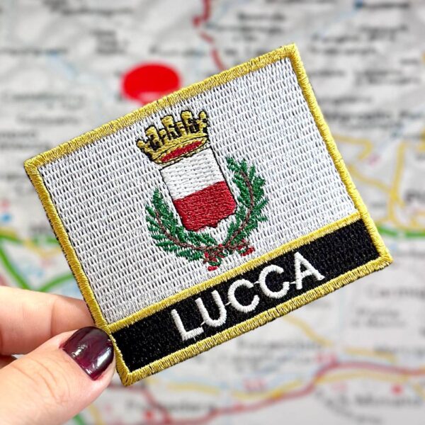 BC0238N-001 Bandeira Lucca Itália Patch Bordado 7,5x6,3cm - Imagem 3