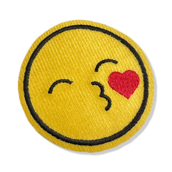 V0051-001 Carinha Beijo Kissy Face Patch Bordado 6,8x8cm